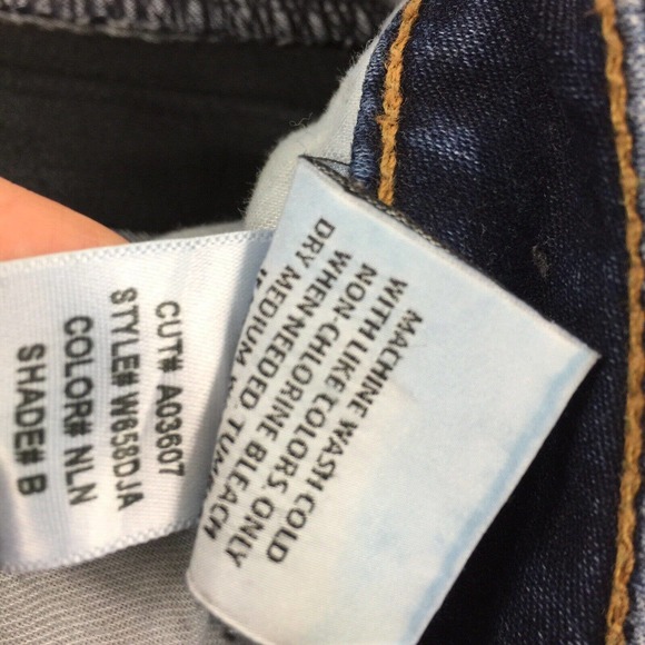 Hudson Bacara Crop Straight Leg Cuffed Jeans Size 26 Blue Denim Cropped - Picture 6 of 10